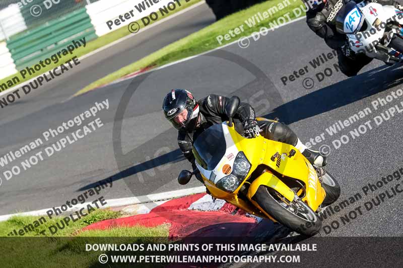 cadwell no limits trackday;cadwell park;cadwell park photographs;cadwell trackday photographs;enduro digital images;event digital images;eventdigitalimages;no limits trackdays;peter wileman photography;racing digital images;trackday digital images;trackday photos